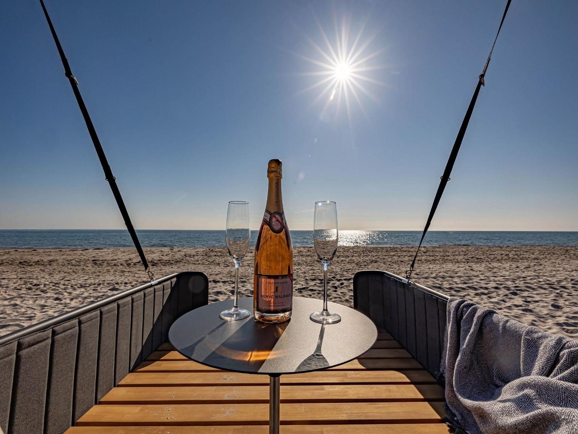 Strand Lounge Kronsgaard Экстерьер фото