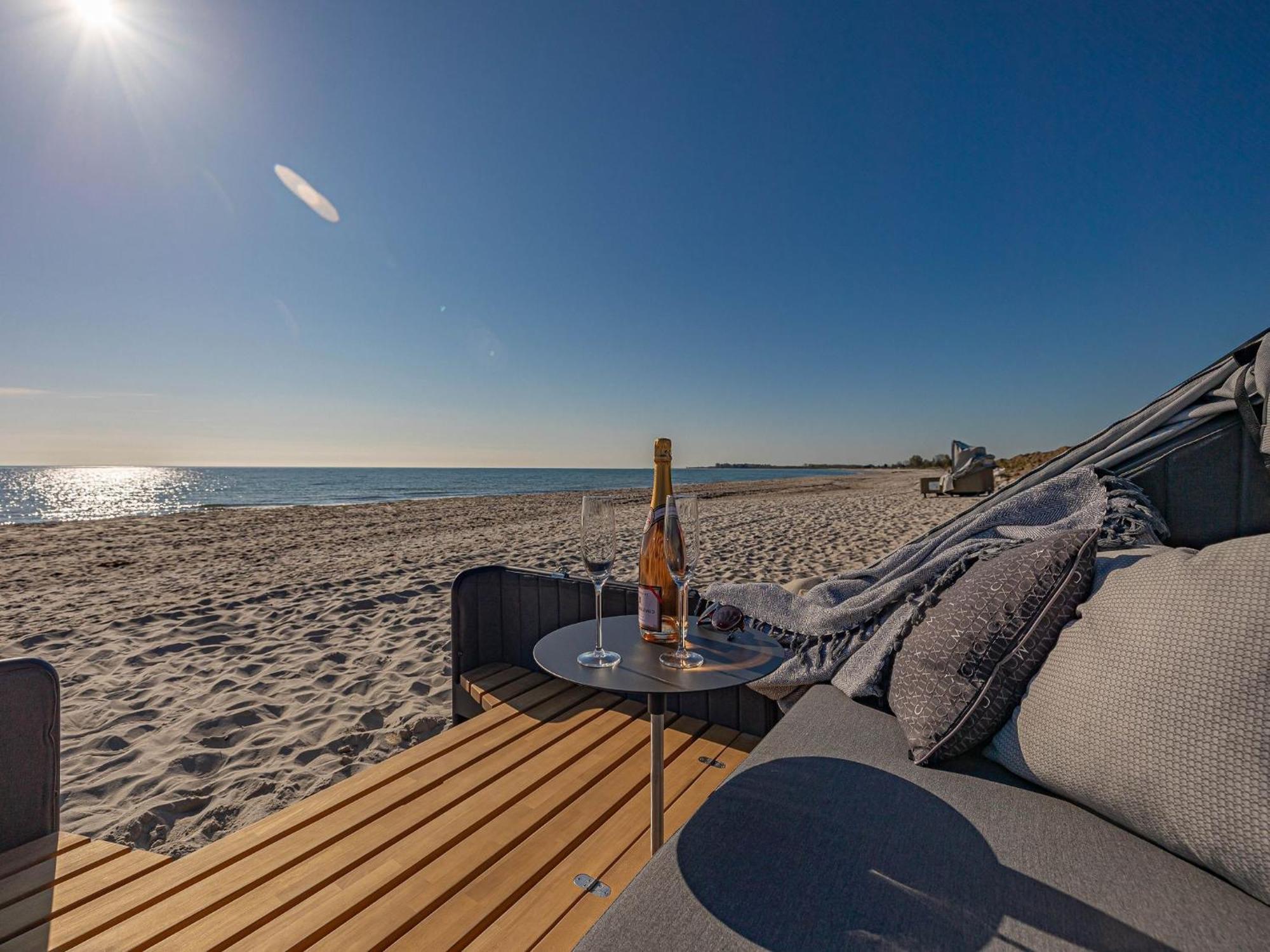Strand Lounge Kronsgaard Экстерьер фото